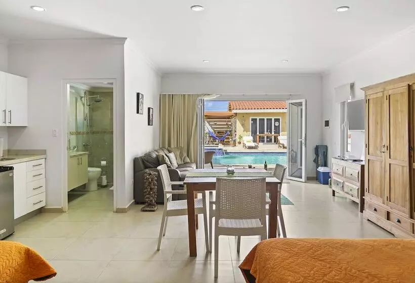 Arubas Bakval Suites