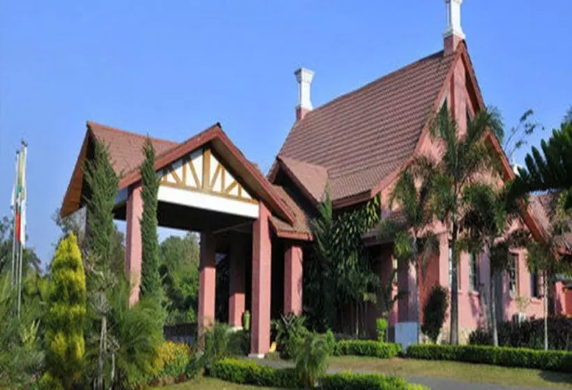 Aureum Palace  & Resort Pyin Oo Lwin