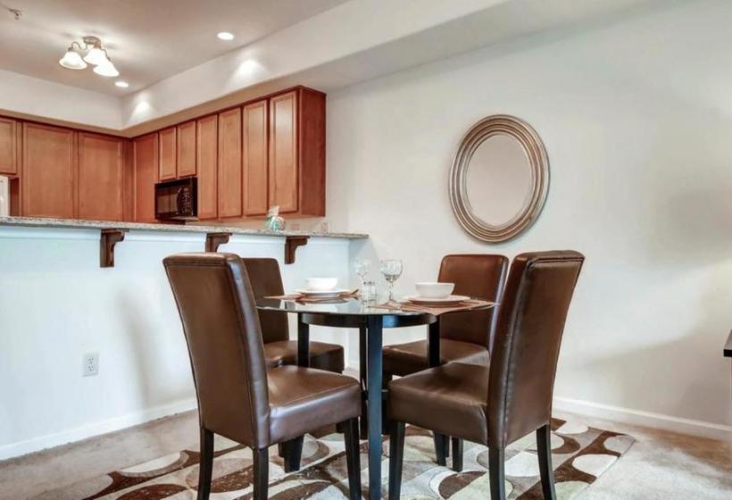 Global Luxury Suites At Forrestal