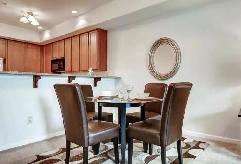 Global Luxury Suites At Forrestal