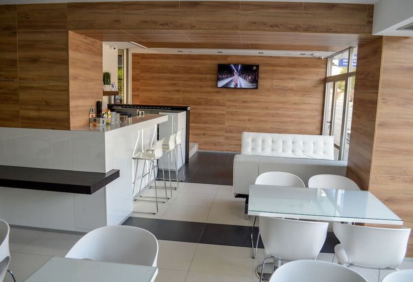 هتل Apartments Good Night