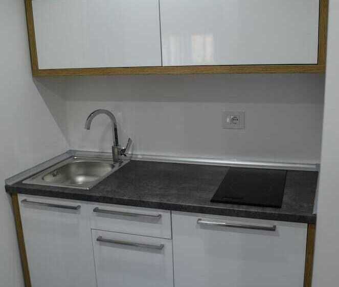 هتل Apartments Good Night