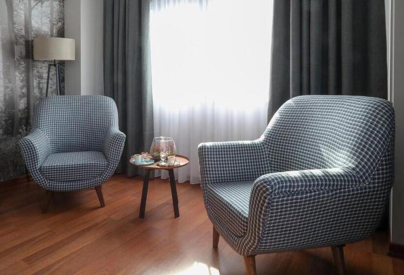 בית מלון כפרי Expoist