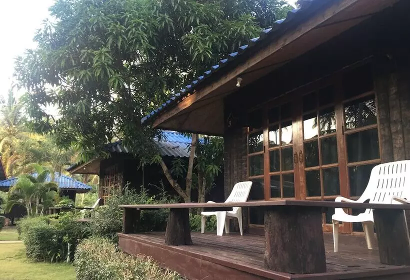 هتل Koh Kood Neverland Beach Resort