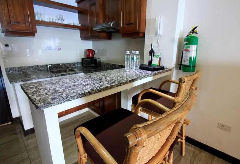 ホテル Manarra Sea View Resort