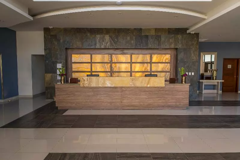 هتل Ocean View Beach