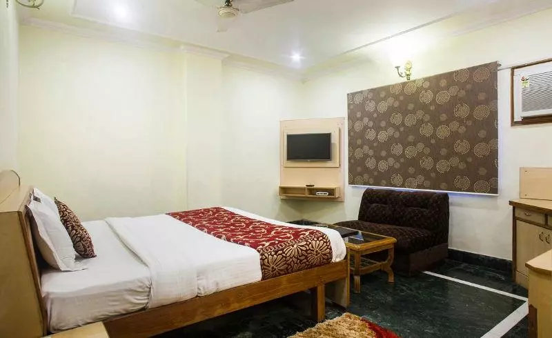 Hotel Siddharth Residency