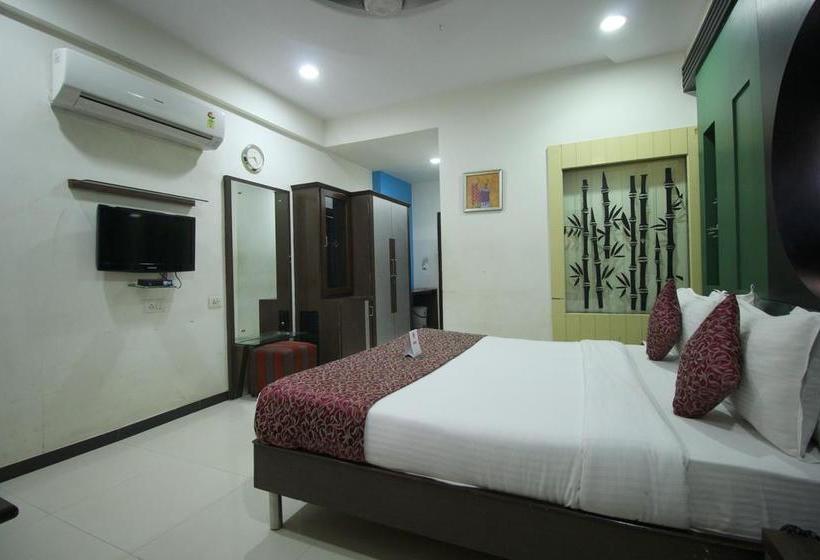 בית מלון כפרי Marshall The Grand