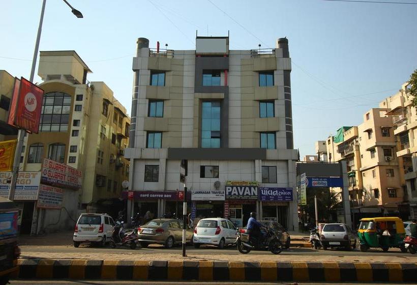 בית מלון כפרי Marshall The Grand