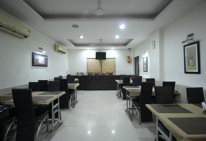 בית מלון כפרי Marshall The Grand