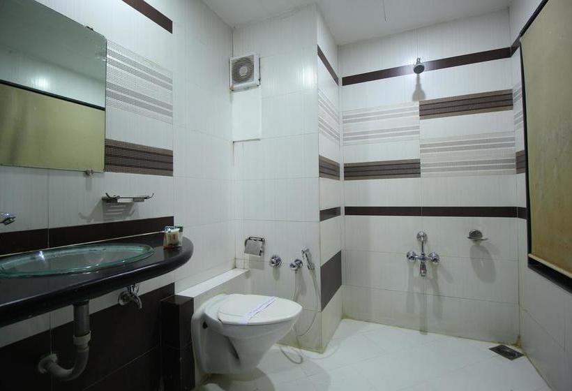 בית מלון כפרי Marshall The Grand