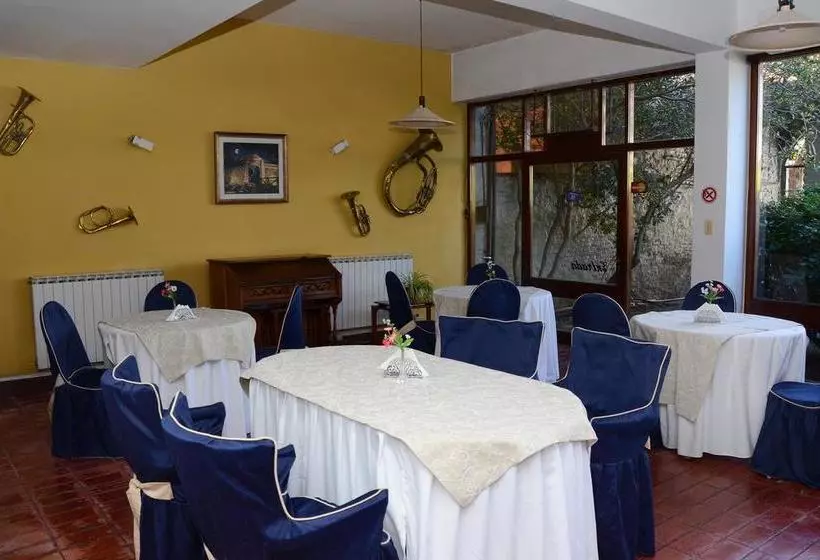 Hotelli Posada Del Gobernador