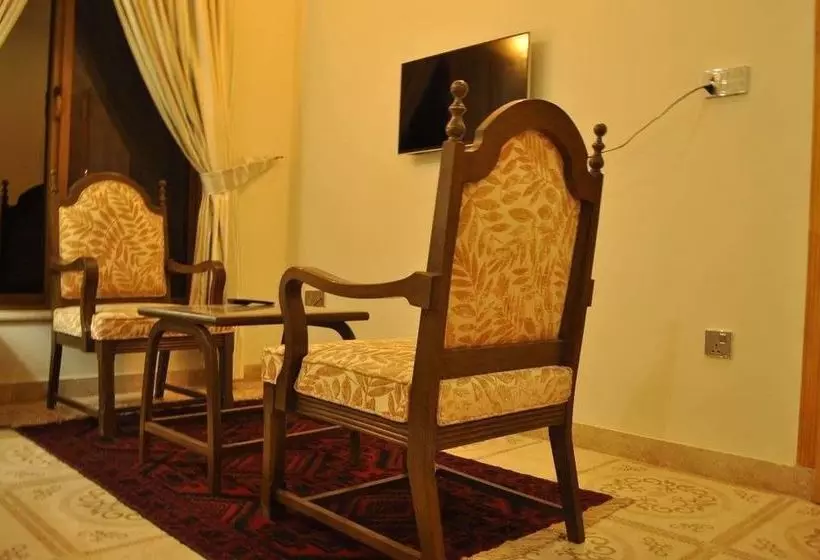 هتل Sarai Silk Route
