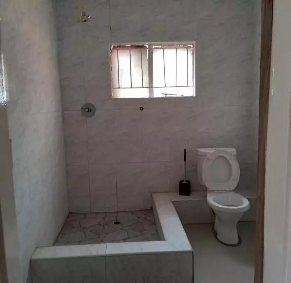 هتل Sunset Junction Lodges & Tours