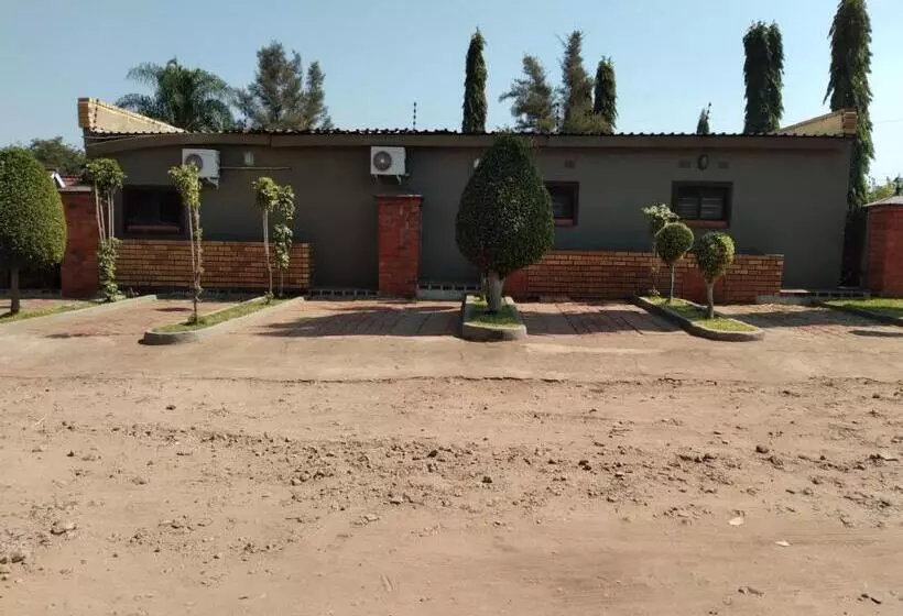 هتل Sunset Junction Lodges & Tours