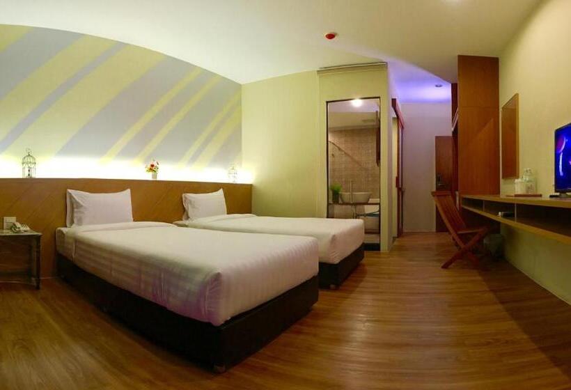 בית מלון כפרי The Pat