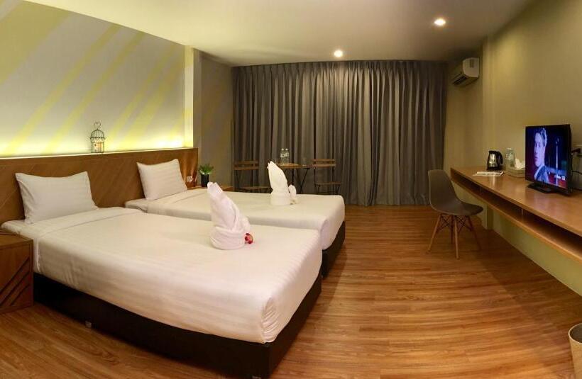 בית מלון כפרי The Pat