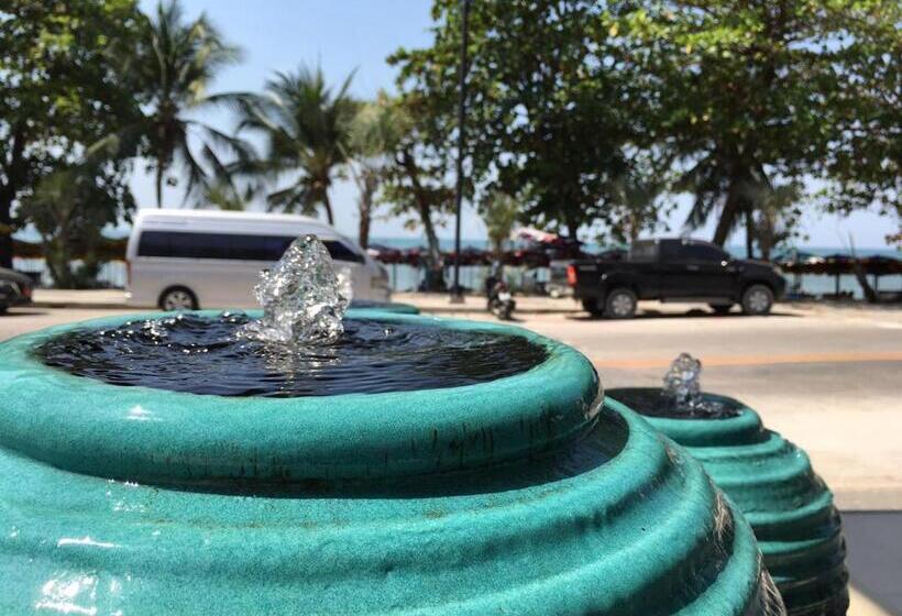 בית מלון כפרי The Pat