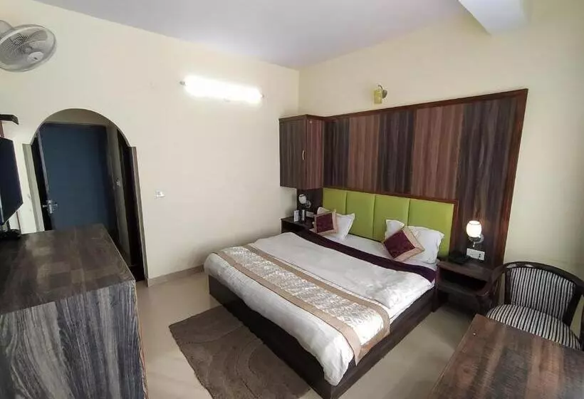 Hotel The Super Mall Residency, Mussoorie