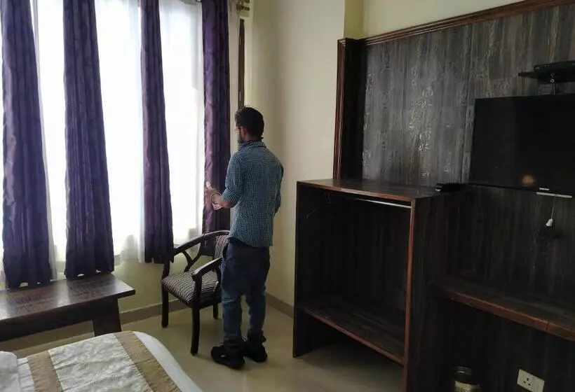 Hotel The Super Mall Residency, Mussoorie