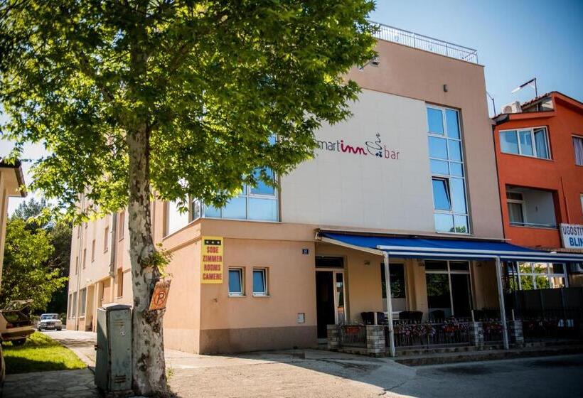 پانسیون Martin