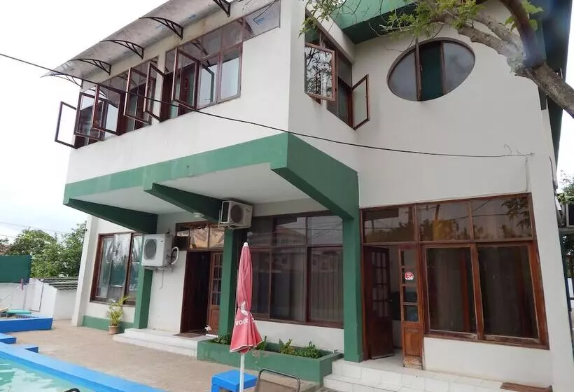 Majatalo Marumadi   Planeta Mocambique