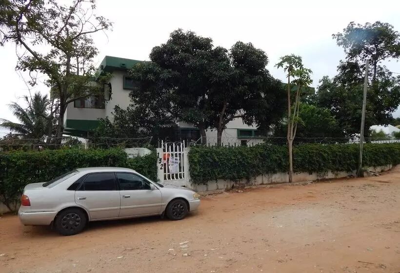 Majatalo Marumadi   Planeta Mocambique