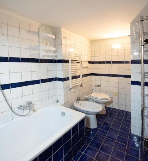 تختخواب و صبحانه Chiaia Relax