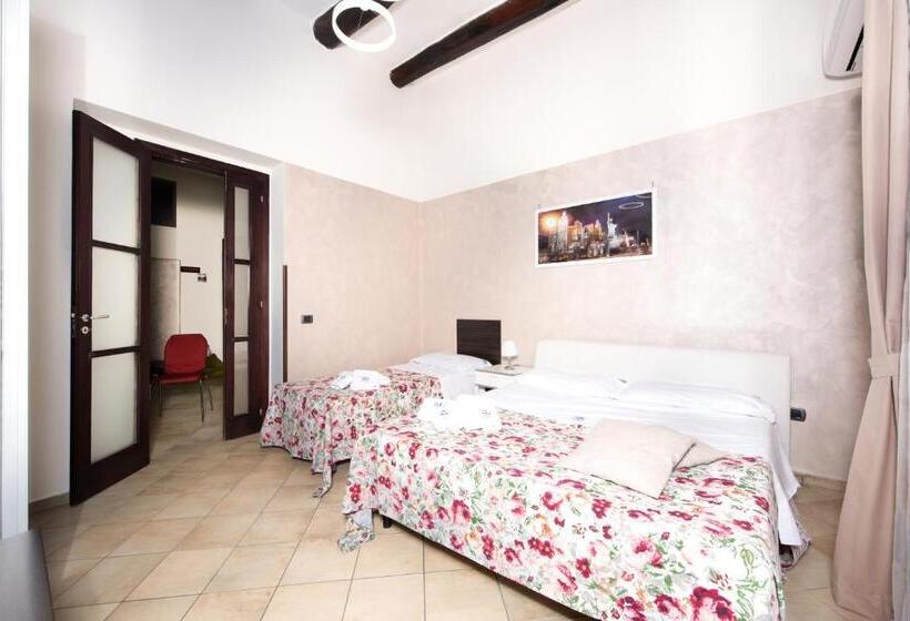 تختخواب و صبحانه Chiaia Relax