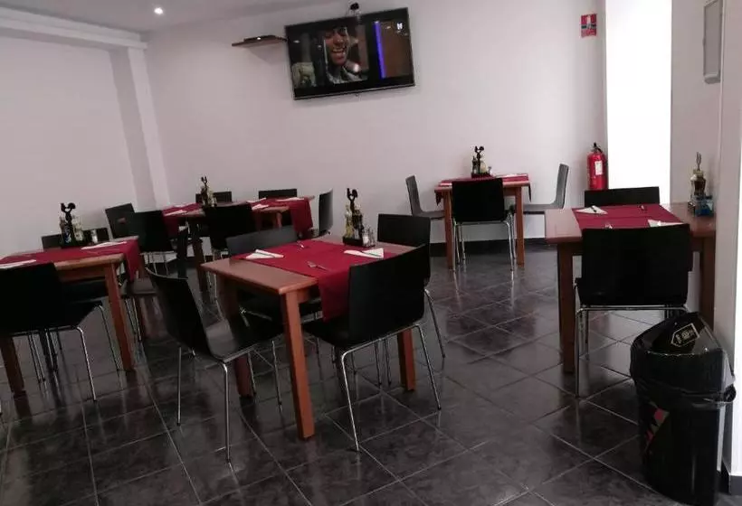 Hotelli Albergaria O Professor