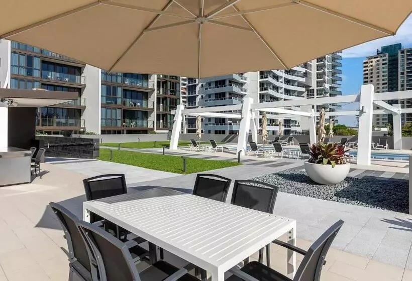 Hotelli Avani Broadbeach Residences