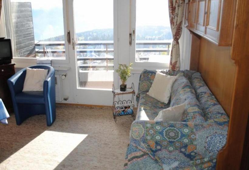 בית מלון כפרי Cransalpin