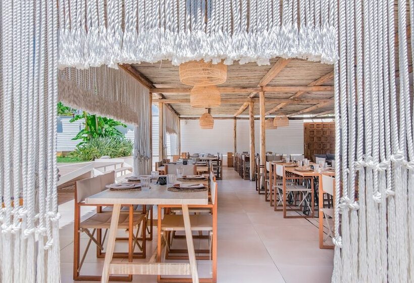 호텔 Cumeja Beach Club &