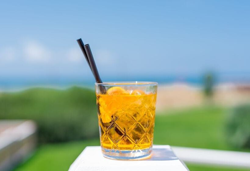 호텔 Cumeja Beach Club &