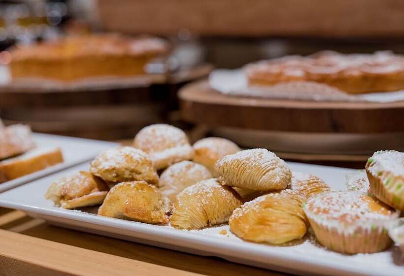 호텔 Cumeja Beach Club &