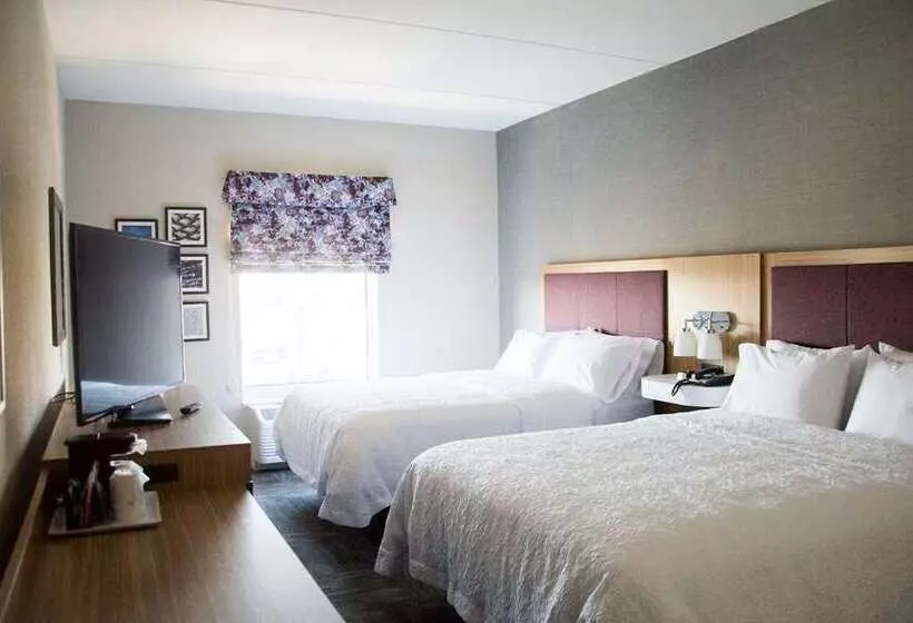 ホテル Hampton Inn & Suites By Hilton Warrington Horsham