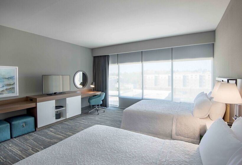 Отель Hampton Inn & Suites Tallahassee Capitol   University