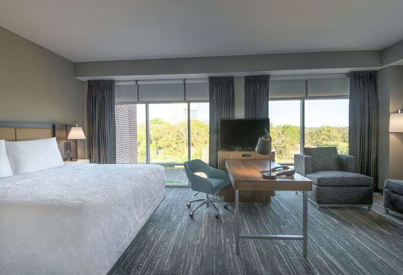 Отель Hampton Inn & Suites Tallahassee Capitol   University