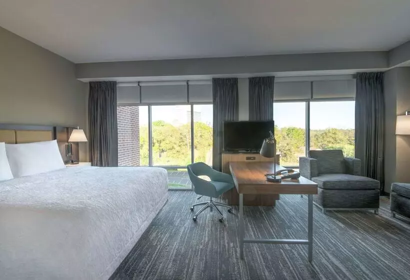 ホテル Hampton Inn & Suites Tallahassee Capitol   University