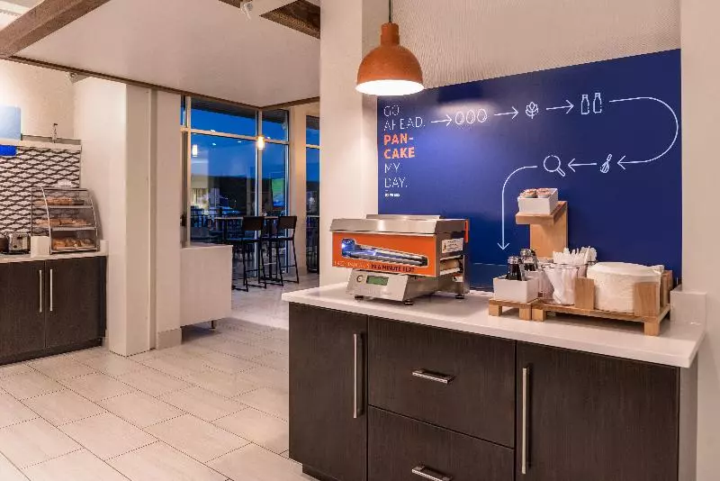 Hotelli Holiday Inn Express & Suites Farmville, An Ihg