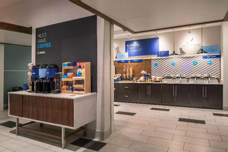 Hotelli Holiday Inn Express & Suites Farmville, An Ihg