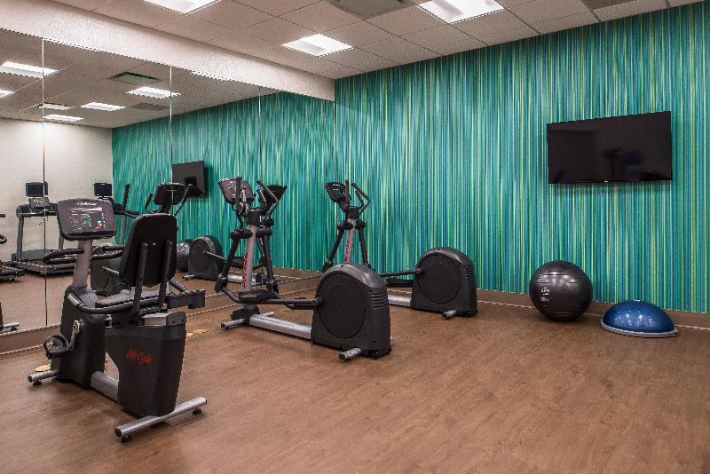 فندق Holiday Inn Express & Suites Farmville, An Ihg