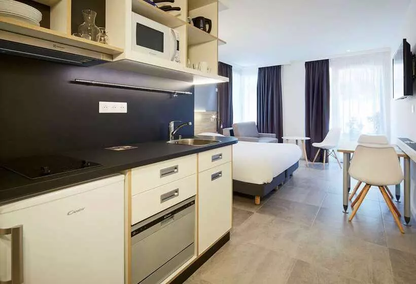 Hotelli Kyriad Résidence Cabriès   Plan De Campagne