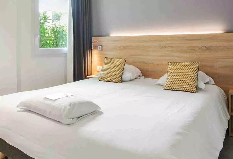 Hotelli Kyriad Résidence Cabriès   Plan De Campagne