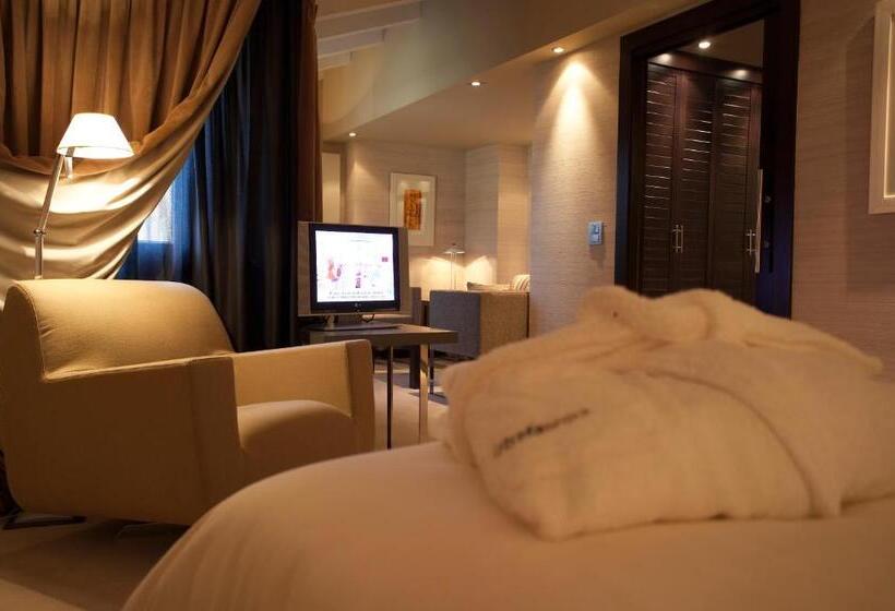 هتل La Trufa Negra