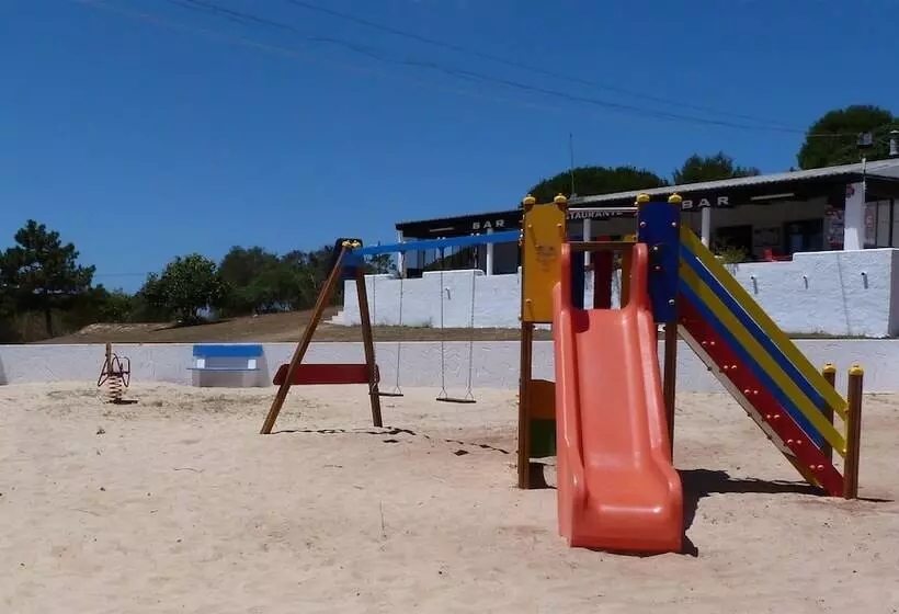 ホテル Parque De Campismo Orbitur Sagres