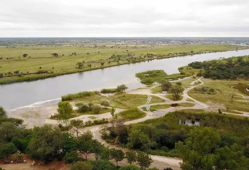 هتل Tambuti Lodge