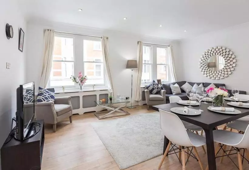 Urban Chic  Fitzrovia