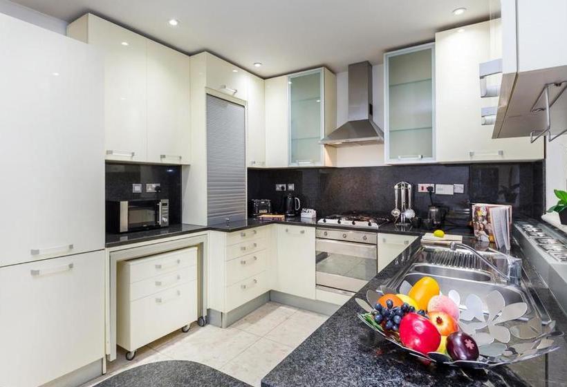 Urban Chic  Fitzrovia