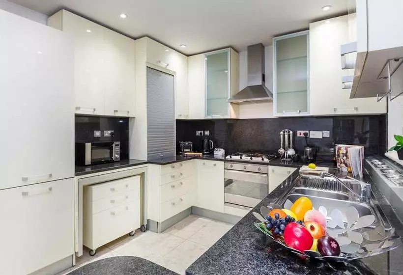 Urban Chic  Fitzrovia